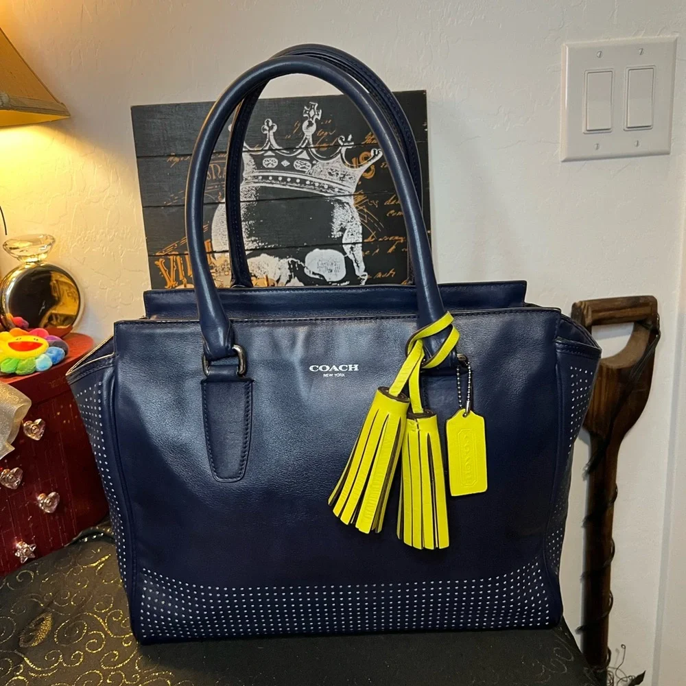 Coach 2012 LTD EDITION Legacy Perforated Leather Candace Carryall Shldr Bag
